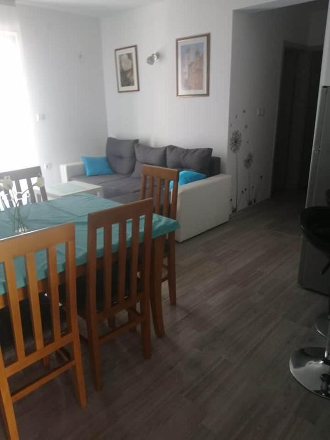 Apartman Dora Daire Pag Town Dış mekan fotoğraf